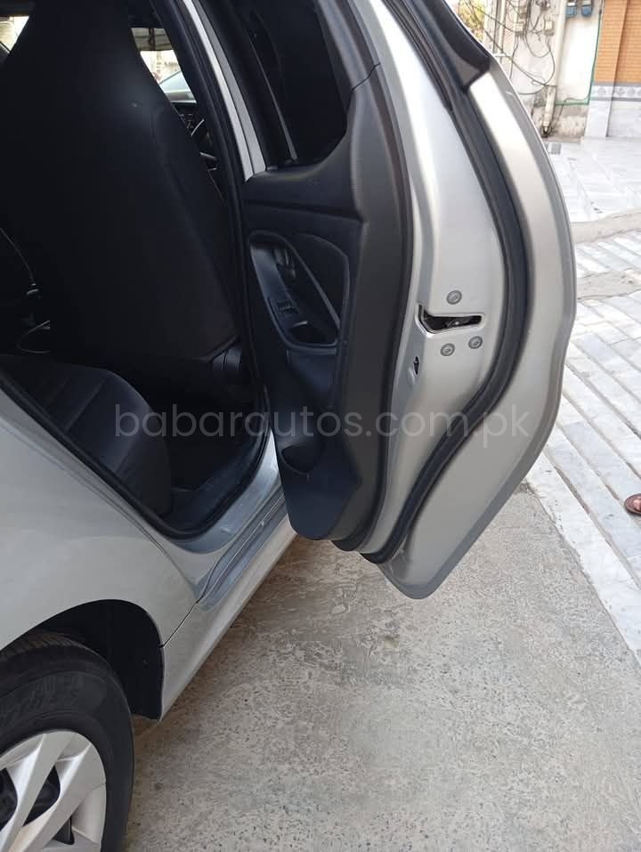 Toyota Yaris hatchback