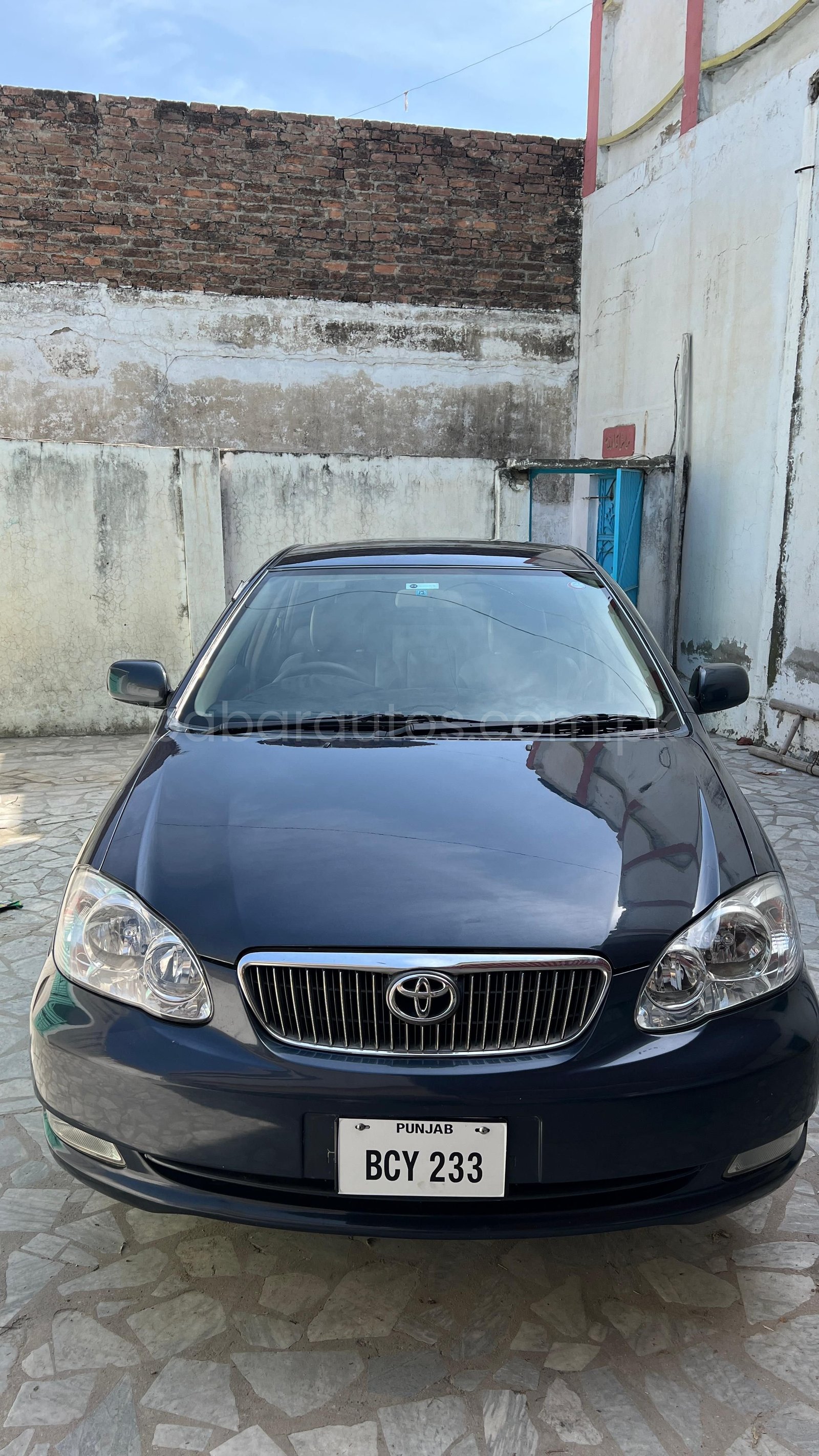 SE Saloon automatic