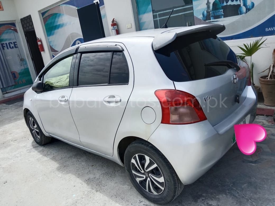 Toyota vit
