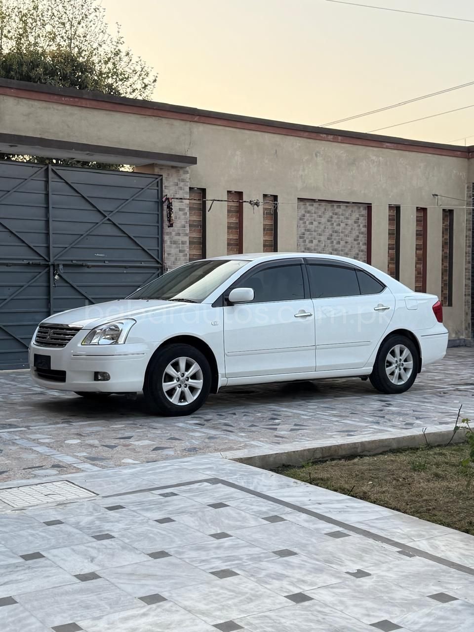 Toyota premio